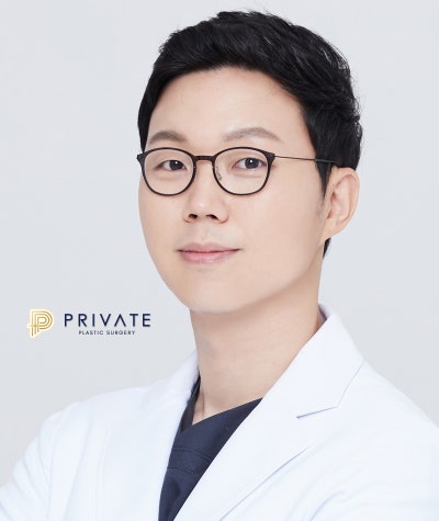 프라이빗성형외과 대표 원장님을 소개합니다! 사진 3