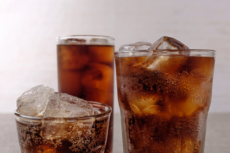 Minuman Berkarbonasi Nol, Minuman 0 Kalori: Apa yang Harus Diwaspadai?